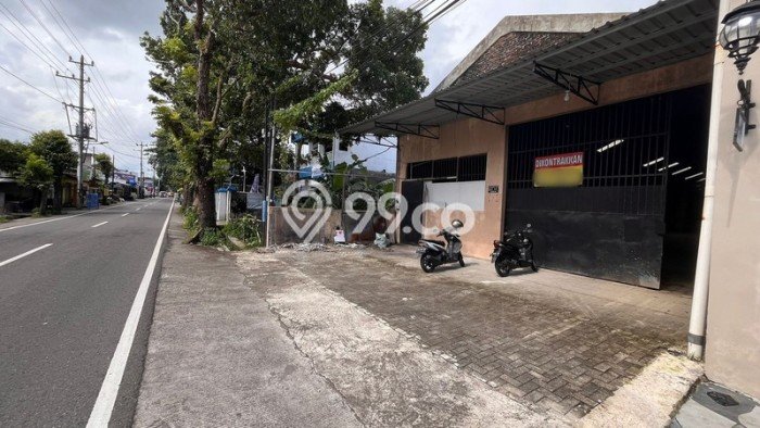 Gudang bagus disewakan di Sleman Sleman dengan LB 560m2 harga sewa terbaik Gudang bagus disewakan di Sleman Sleman dengan LB 560m2 harga sewa terbaik