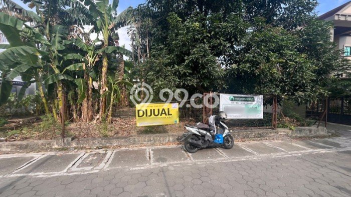 Tanah untuk Dijual Lokasi Mlati, Sleman Luas 526m2 - Tanah untuk Dijual Lokasi Mlati, Sleman Luas 526m2 -