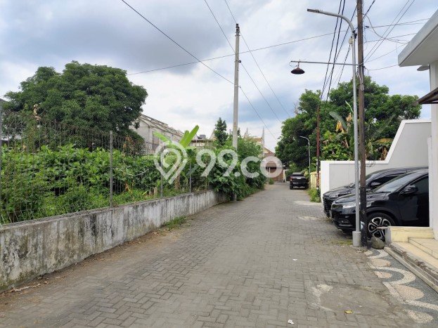 Dijual Rumah Kost di Caturtunggal, Yogyakarta, 37 KT, 0 KM, Bangunan 1320m2 Dijual Rumah Kost di Caturtunggal, Yogyakarta, 37 KT, 0 KM, Bangunan 1320m2