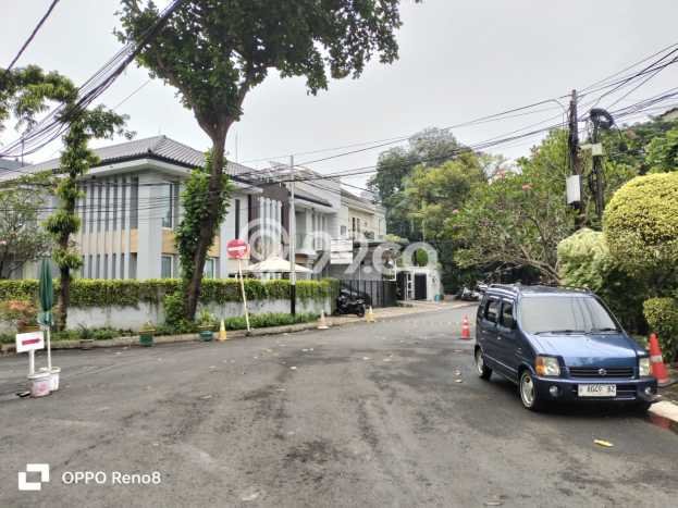 For Sale Rumah Mewah Exclusive di Kebayoran Baru, Jakarta Selatan For Sale Rumah Mewah Exclusive di Kebayoran Baru, Jakarta Selatan
