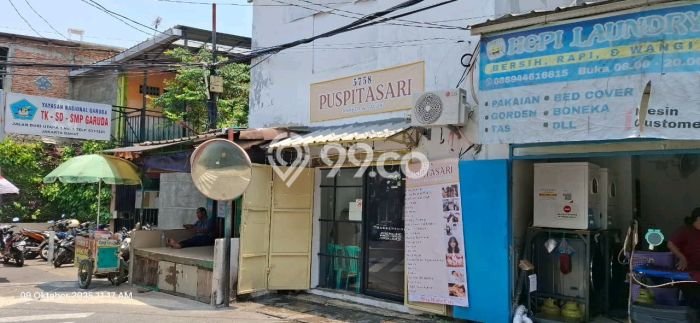 LOKASI BISNIS! Ruko Disewakan Kawasan Jembatan Lima, Luas 63m2m², Area Utama LOKASI BISNIS! Ruko Disewakan Kawasan Jembatan Lima, Luas 63m2m², Area Utama