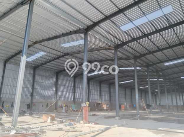 Unit Gudang disewakan di Legok Tangerang dengan LT 2040m2 / LB 2040m2 Unit Gudang disewakan di Legok Tangerang dengan LT 2040m2 / LB 2040m2