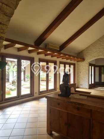 Jual Rumah Luas Elegan Dengan View Cantik di Sentul City, Bogor Jual Rumah Luas Elegan Dengan View Cantik di Sentul City, Bogor