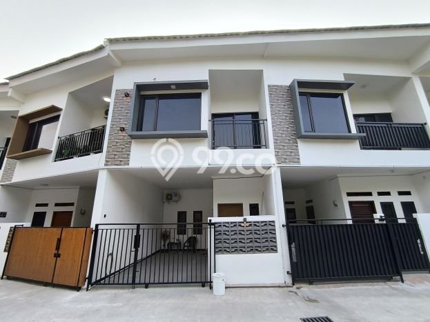 Rumah Luas Asri 3 KT Siap Huni di Bintara Bekasi Rumah Luas Asri 3 KT Siap Huni di Bintara Bekasi