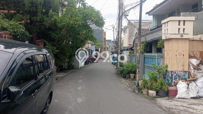 Dijual Rumah Strategis Bagus Punya 3 KT di Matraman Jakarta Timur SHM Dijual Rumah Strategis Bagus Punya 3 KT di Matraman Jakarta Timur SHM
