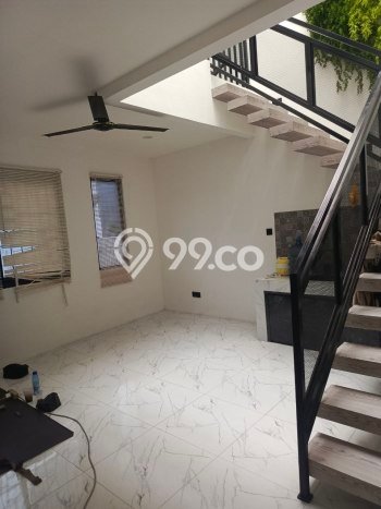 Jual Rumah Bagus Siap Huni LB 100m2 di Duren Sawit, Jakarta Timur Jual Rumah Bagus Siap Huni LB 100m2 di Duren Sawit, Jakarta Timur
