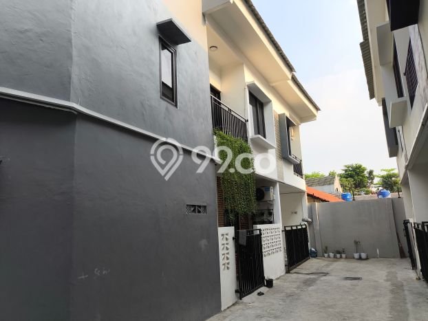 Rumah Luas Asri 3 KT Siap Huni di Bintara Bekasi Rumah Luas Asri 3 KT Siap Huni di Bintara Bekasi