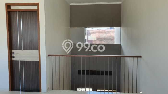 Rumah Minimalis 3 KT di Taman Holis Indah Bandung Unfurnished Rumah Minimalis 3 KT di Taman Holis Indah Bandung Unfurnished