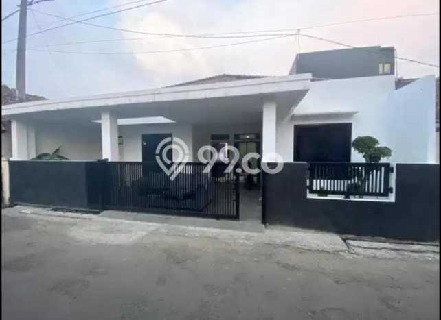 For Sale Rumah 4 Kamar Lokasi Ideal Nyaman dan Strategis di Margahayu For Sale Rumah 4 Kamar Lokasi Ideal Nyaman dan Strategis di Margahayu