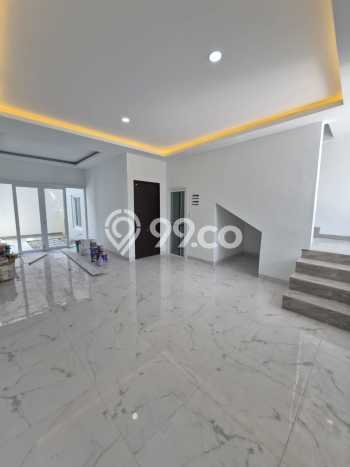 Dijual Rumah 3 Kamar Lokasi Ideal Bagus dan Strategis di Margahayu Dijual Rumah 3 Kamar Lokasi Ideal Bagus dan Strategis di Margahayu