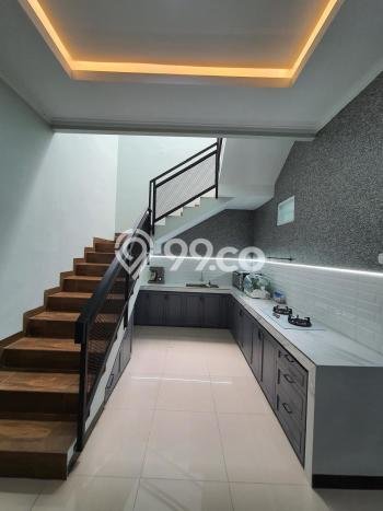 Rumah Minimalis 2 KT di Taman Kopo Indah Bandung Semi Furnished Rumah Minimalis 2 KT di Taman Kopo Indah Bandung Semi Furnished