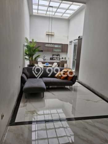 Rumah Modern Cantik 2 KT Siap Huni di Bojongsoang Rumah Modern Cantik 2 KT Siap Huni di Bojongsoang