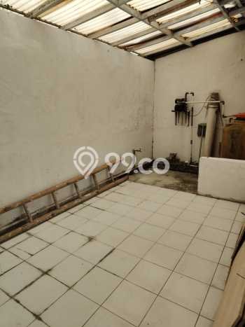 Rumah Modern 3 Kamar LT 130m2 di Taman Kopo Indah Rumah Modern 3 Kamar LT 130m2 di Taman Kopo Indah