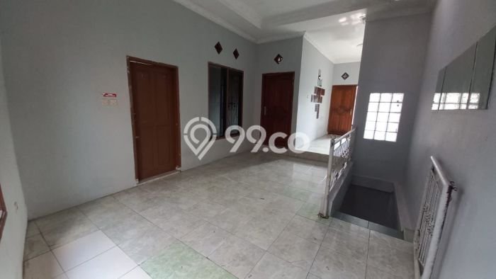 For Sale Hunian Rumah Terawat 3 Kamar di Soekarno Hatta, Bandung For Sale Hunian Rumah Terawat 3 Kamar di Soekarno Hatta, Bandung