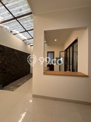 Dijual Hunian Mewah dengan Fasilitas Sekitar Lengkap di Sukasari, Bandung Dijual Hunian Mewah dengan Fasilitas Sekitar Lengkap di Sukasari, Bandung