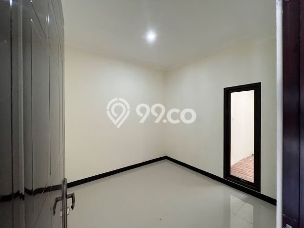 Rumah sewa siap pakai 3 Kamar Tidur di Taman Kopo Indah, Bandung Rumah sewa siap pakai 3 Kamar Tidur di Taman Kopo Indah, Bandung