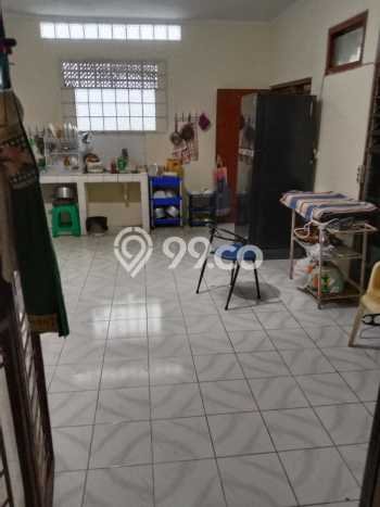 Siap Huni Rumah Mewah 4 Kamar di Regol Dekat ke Mana Saja Siap Huni Rumah Mewah 4 Kamar di Regol Dekat ke Mana Saja