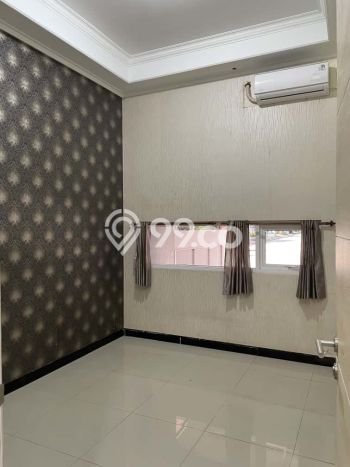 Rumah Modern 2 KT LT 102m2 di Taman Kopo Indah Rumah Modern 2 KT LT 102m2 di Taman Kopo Indah