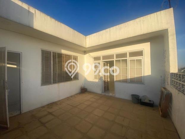 Disewakan! Rumah 3 Kamar Tidur &
3 Kamar Mandi di Taman Holis Indah, Bandung Disewakan! Rumah 3 Kamar Tidur &
3 Kamar Mandi di Taman Holis Indah, Bandung