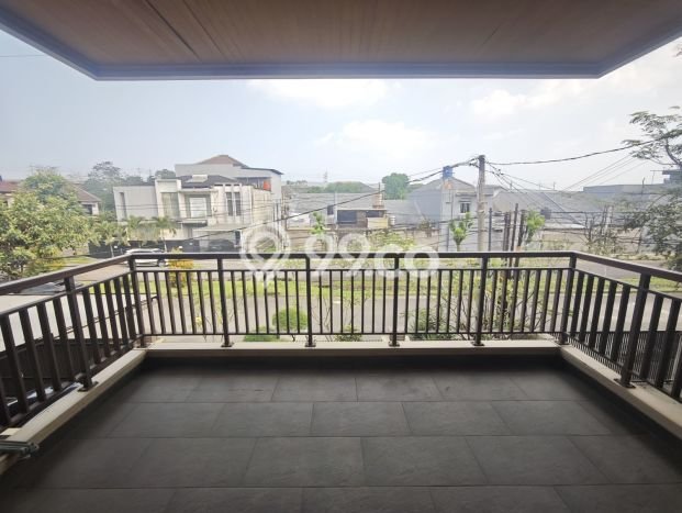 For Sale! Luxury House LT 510m2 Desain Elegan di mekar wangi For Sale! Luxury House LT 510m2 Desain Elegan di mekar wangi
