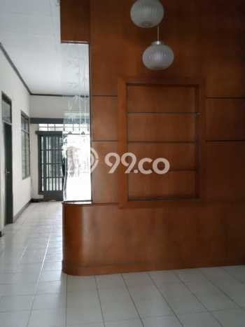 Rumah Minimalis 4 Kamar LT 210m2 di Taman Kopo Indah Rumah Minimalis 4 Kamar LT 210m2 di Taman Kopo Indah