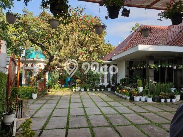 Hunian Mewah LB 480m2 Siap Huni Desain Elegan di Setra Sari, Bandung Hunian Mewah LB 480m2 Siap Huni Desain Elegan di Setra Sari, Bandung