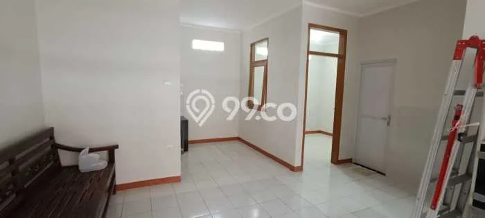 Disewakan Rumah Murah di Taman Kopo Indah Bandung Punya 3 Kamar Tidur Disewakan Rumah Murah di Taman Kopo Indah Bandung Punya 3 Kamar Tidur