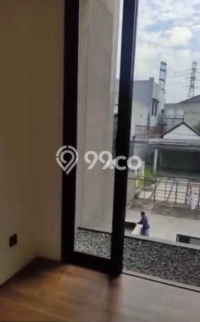 Rumah Elit LB 350m2 Siap Pakai Desain Elegan di Mekar Wangi, Bandung Rumah Elit LB 350m2 Siap Pakai Desain Elegan di Mekar Wangi, Bandung