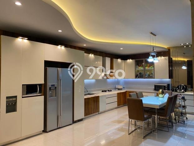 Rumah Luxury Modern Tanpa Renovasi di Kota Baru Parahyangan Bandung Rumah Luxury Modern Tanpa Renovasi di Kota Baru Parahyangan Bandung