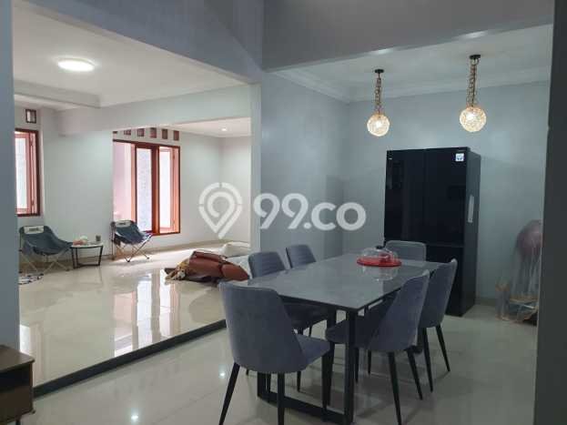 For Sale! Luxury House LT 255m2 Desain Elegan di Setiabudi For Sale! Luxury House LT 255m2 Desain Elegan di Setiabudi