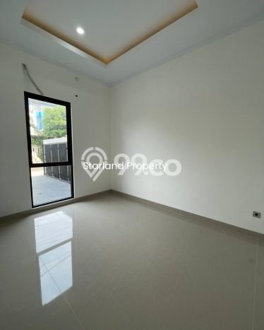 Rumah Minimalis 4 KT di Joglo Jakarta Barat Rumah Minimalis 4 KT di Joglo Jakarta Barat