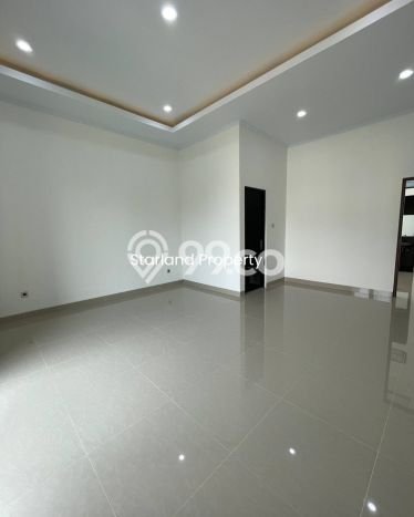 Rumah Minimalis 4 KT di Joglo Jakarta Barat Rumah Minimalis 4 KT di Joglo Jakarta Barat