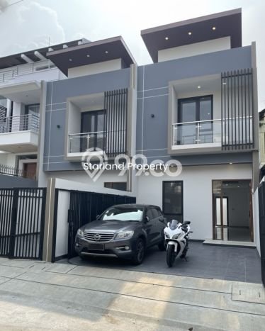 Rumah Minimalis 4 KT di Meruya Jakarta Barat Rumah Minimalis 4 KT di Meruya Jakarta Barat
