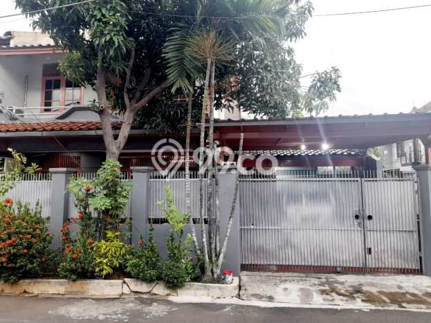 Dijual Rumah Mewah Megah Dengan View Cantik di Taman Meruya, Jakarta Barat Dijual Rumah Mewah Megah Dengan View Cantik di Taman Meruya, Jakarta Barat