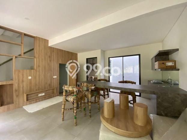 Jual Rumah Eksklusif 3 KT di BSD City, Tangerang Jual Rumah Eksklusif 3 KT di BSD City, Tangerang