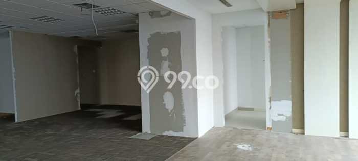 Kantor Dijual di Prime Area Jakarta Selatan Luas 373m2 Kantor Dijual di Prime Area Jakarta Selatan Luas 373m2