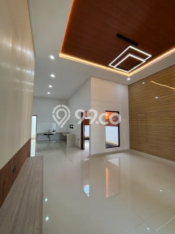 Rumah Mewah LB 180m2 Siap Pakai Desain Elegan di Taman Surya, Jakarta Barat Rumah Mewah LB 180m2 Siap Pakai Desain Elegan di Taman Surya, Jakarta Barat