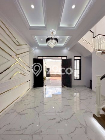 Jual Rumah Minimalis Bagus Punya 4 KT di Jagakarsa Jakarta Selatan SHM Jual Rumah Minimalis Bagus Punya 4 KT di Jagakarsa Jakarta Selatan SHM