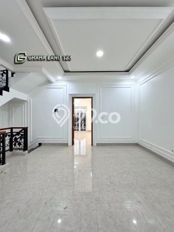For Sale Rumah Mewah Exclusive di Jagakarsa, Jakarta Selatan For Sale Rumah Mewah Exclusive di Jagakarsa, Jakarta Selatan