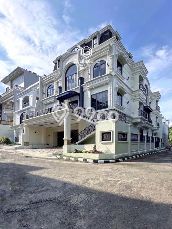 Jual Rumah Luas Megah Dengan View Cantik di Cipete, Jakarta Selatan Jual Rumah Luas Megah Dengan View Cantik di Cipete, Jakarta Selatan