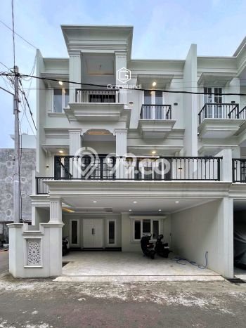 Best Deal Hunian Mewah Ideal dan Luas di Jagakarsa, Jakarta Selatan Best Deal Hunian Mewah Ideal dan Luas di Jagakarsa, Jakarta Selatan