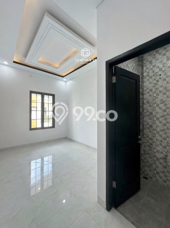 Rumah Strategis Modern Lb 185m2 di Jagakarsa, Jakarta Selatan Rumah Strategis Modern Lb 185m2 di Jagakarsa, Jakarta Selatan