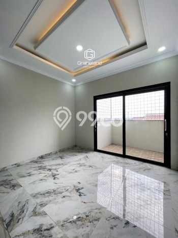 Dijual Rumah Premium dengan Fasilitas Sekitar Lengkap di Jagakarsa, Jakarta Selatan Dijual Rumah Premium dengan Fasilitas Sekitar Lengkap di Jagakarsa, Jakarta Selatan