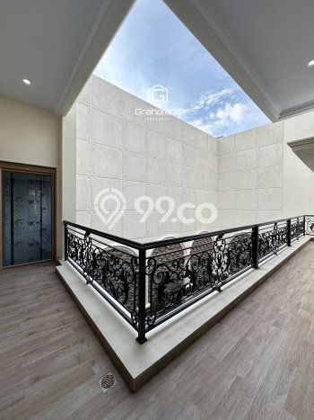 Jual Rumah Luas Megah Dengan View Cantik di Cipete, Jakarta Selatan Jual Rumah Luas Megah Dengan View Cantik di Cipete, Jakarta Selatan