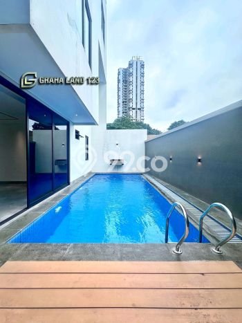 Jual Rumah Mewah Megah Dengan View Cantik di Ampera, Jakarta Selatan Jual Rumah Mewah Megah Dengan View Cantik di Ampera, Jakarta Selatan