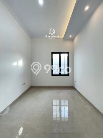 Siap Huni Rumah Mewah 4 Kamar di Jagakarsa Dekat ke Mana Saja Siap Huni Rumah Mewah 4 Kamar di Jagakarsa Dekat ke Mana Saja