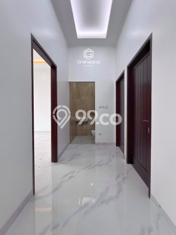Rumah Strategis Minimalis Lb 102m2 di Jagakarsa, Jakarta Selatan Rumah Strategis Minimalis Lb 102m2 di Jagakarsa, Jakarta Selatan