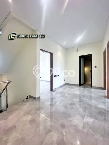 Jual Rumah Mewah Megah Dengan View Cantik di Ampera, Jakarta Selatan Jual Rumah Mewah Megah Dengan View Cantik di Ampera, Jakarta Selatan