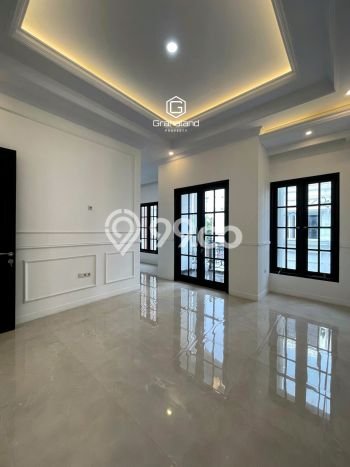 Siap Huni Rumah Mewah 4 Kamar di Jagakarsa Dekat ke Mana Saja Siap Huni Rumah Mewah 4 Kamar di Jagakarsa Dekat ke Mana Saja