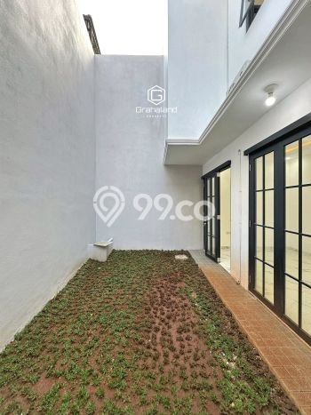 Rumah Modern Minimalis 3 KT Bisa Langsung Pindah di Jagakarsa Rumah Modern Minimalis 3 KT Bisa Langsung Pindah di Jagakarsa